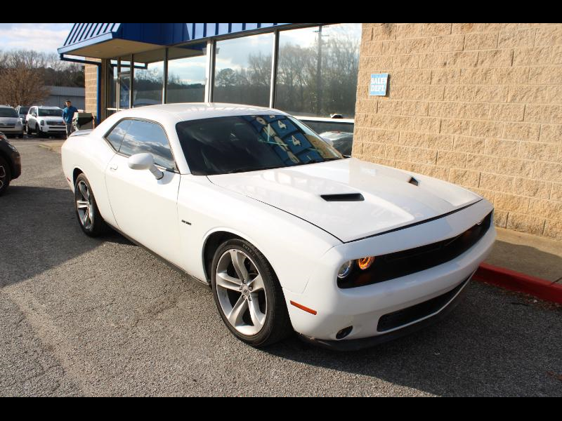 2018 Dodge Challenger R/T's photo