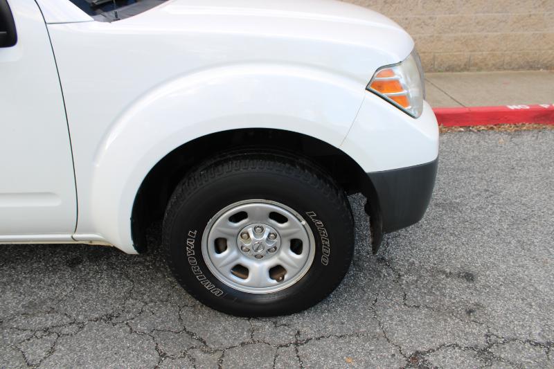 Nissan Frontier 2WD King Cab I4 Auto SV 2015