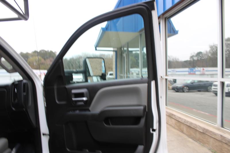 Chevrolet Silverado 3500HD 2WD Crew Cab 171.5" WB, 59.06" CA WT 2017