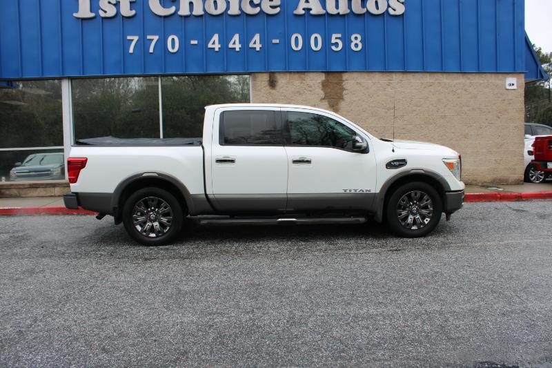 Nissan Titan 4x2 Crew Cab Platinum Reserve 2017