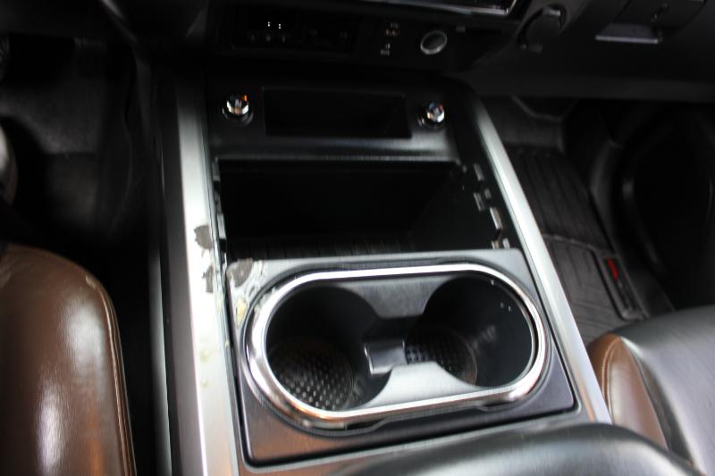 Nissan Titan 4x2 Crew Cab Platinum Reserve 2017