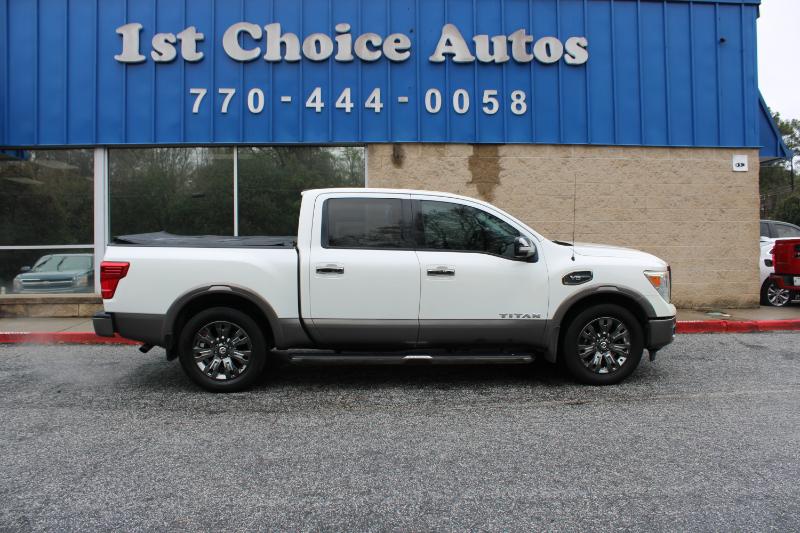 Nissan Titan 4x2 Crew Cab Platinum Reserve 2017