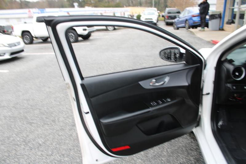 Kia Forte LXS IVT 2022