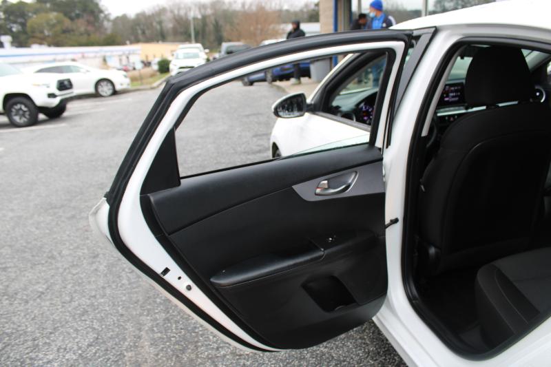 Kia Forte LXS IVT 2022