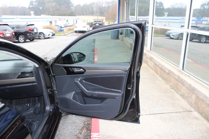 Volkswagen Jetta SEL Premium Auto w/CWP/ULEV 2019