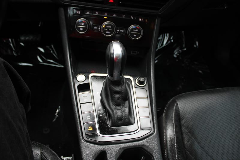 Volkswagen Jetta SEL Premium Auto w/CWP/ULEV 2019