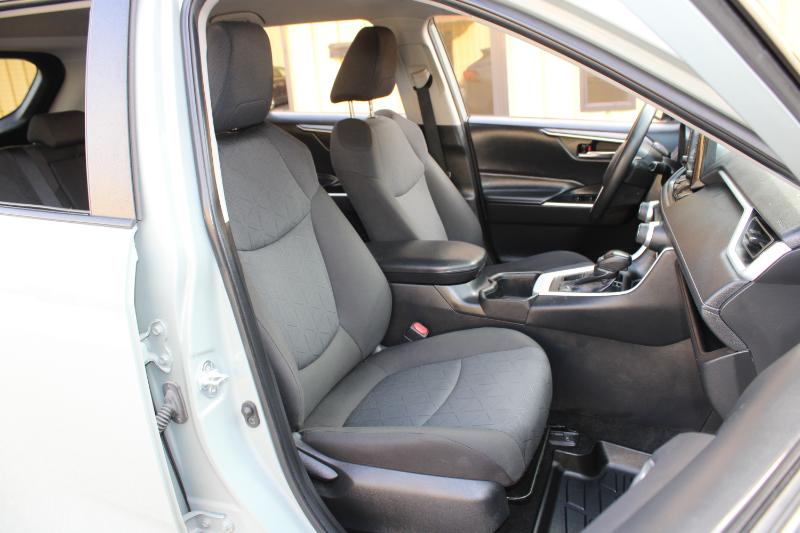 Toyota RAV4 XLE AWD (Natl) 2022