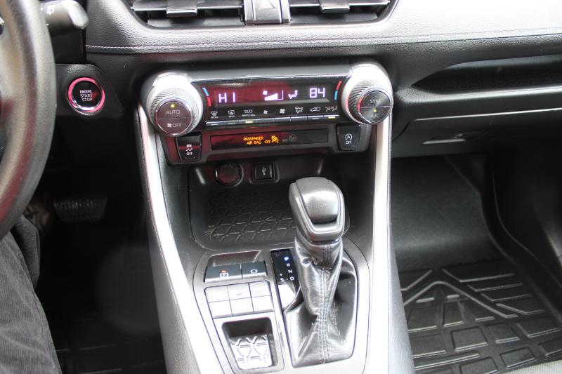 Toyota RAV4 XLE AWD (Natl) 2022