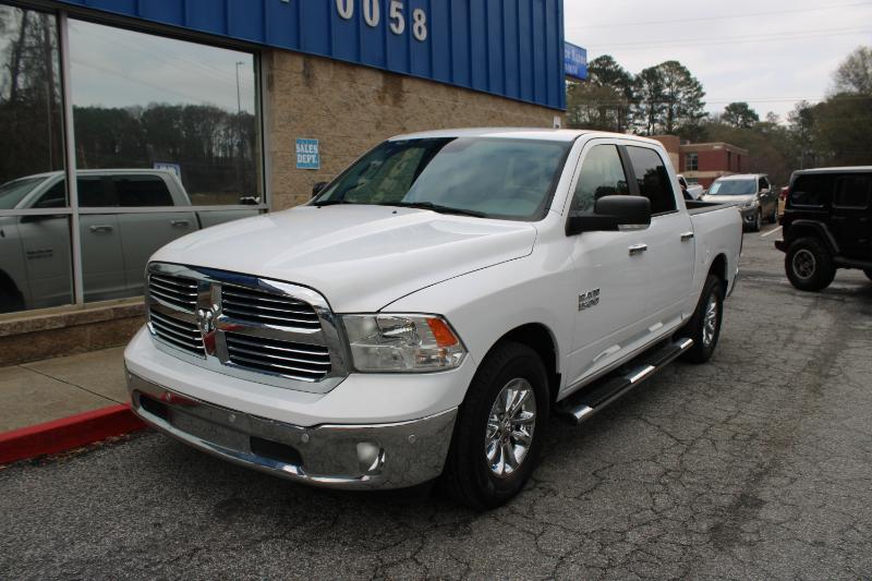 RAM 1500 Big Horn 4x2 Crew Cab 5'7" Box 2018