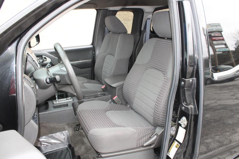 Nissan Frontier King Cab 4x4 SV V6 Auto 2018