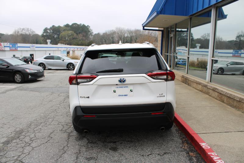 Toyota RAV4 Hybrid LE AWD (Natl) 2021