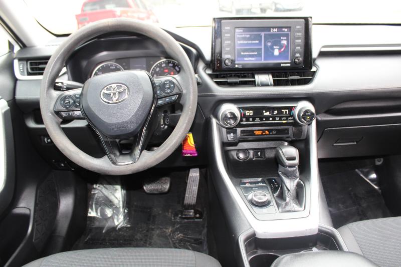 Toyota RAV4 Hybrid LE AWD (Natl) 2021