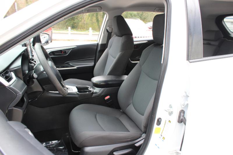 Toyota RAV4 Hybrid LE AWD (Natl) 2021