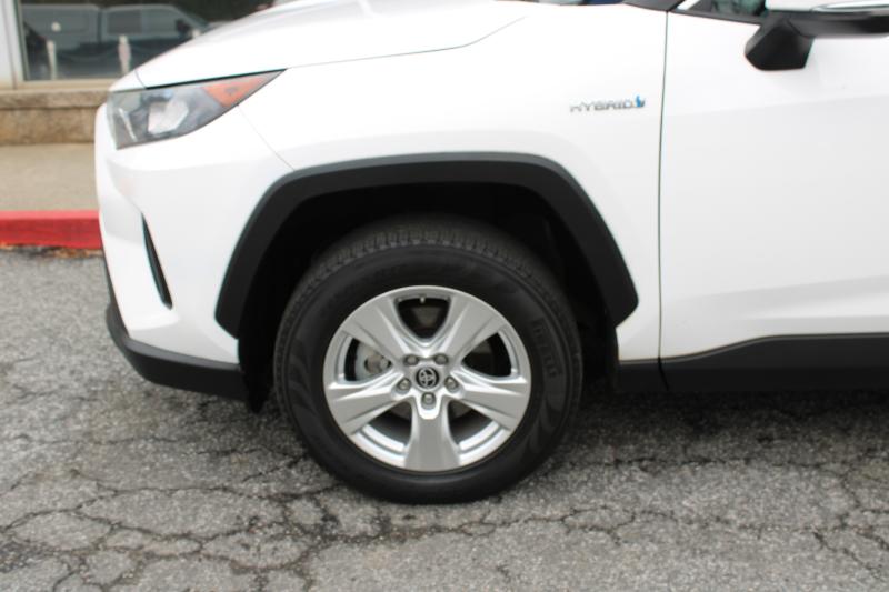 Toyota RAV4 Hybrid LE AWD (Natl) 2021