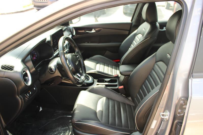 Kia Forte GT-Line IVT 2024