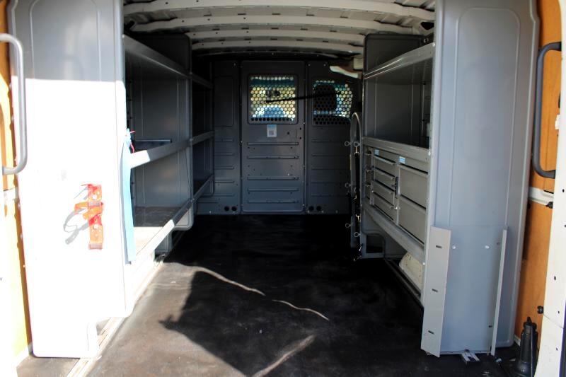 Nissan NV Cargo NV1500 Standard Roof V6 SV 2017