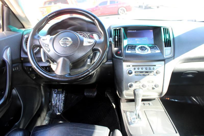 Nissan Maxima 4dr Sdn V6 CVT 3.5 SV w/Sport Pkg 2011