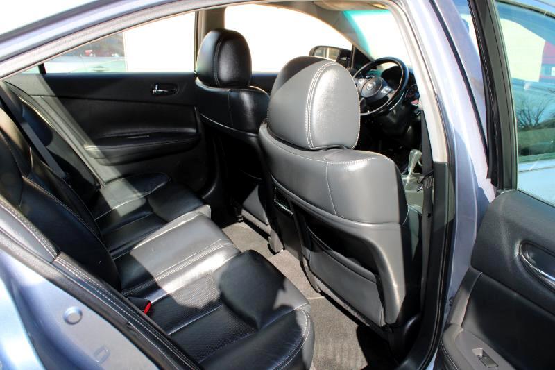 Nissan Maxima 4dr Sdn V6 CVT 3.5 SV w/Sport Pkg 2011