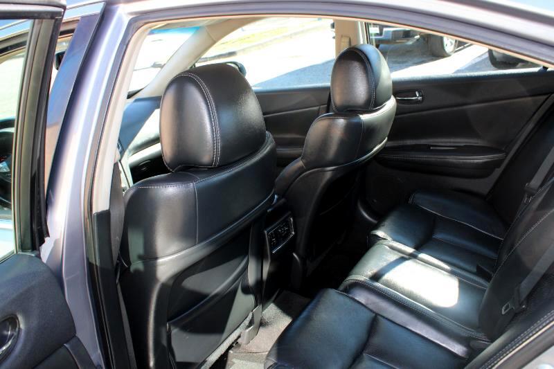 Nissan Maxima 4dr Sdn V6 CVT 3.5 SV w/Sport Pkg 2011