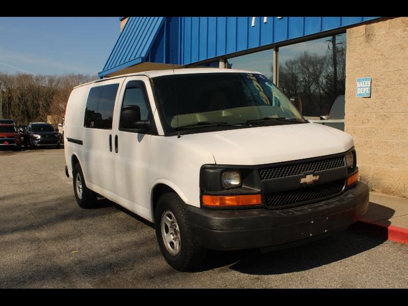 2008 Chevrolet Express Cargo Van RWD 1500 135"