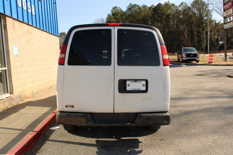 Chevrolet Express Cargo Van RWD 1500 135" 2008