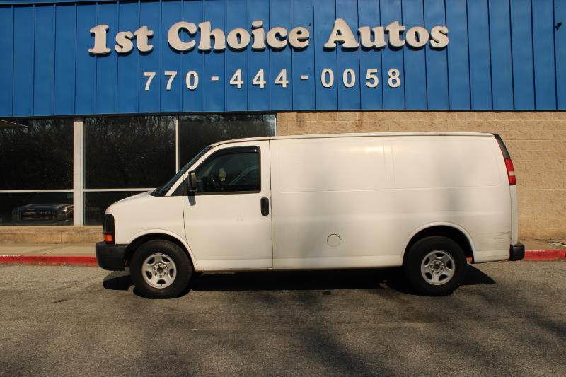 Chevrolet Express Cargo Van RWD 1500 135" 2008