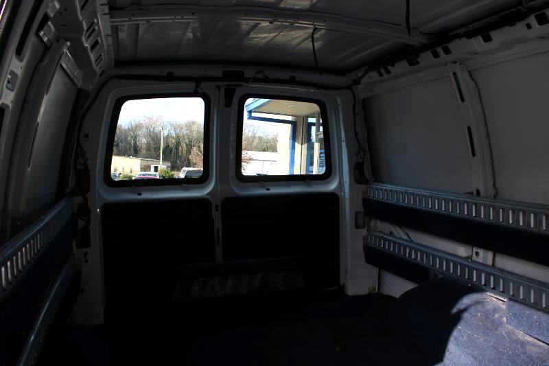 Chevrolet Express Cargo Van RWD 2500 135" 2018