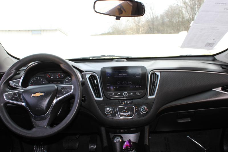 Chevrolet Malibu 4dr Sdn LS w/1LS 2020