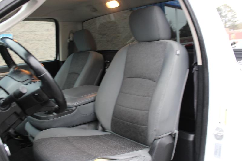 RAM 1500 2WD Reg Cab 140.5" Lone Star 2016