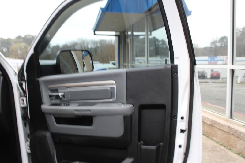 RAM 1500 2WD Reg Cab 140.5" Lone Star 2016