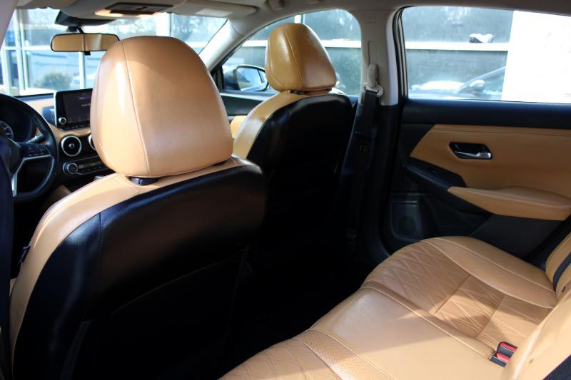 Nissan Sentra SV CVT 2021