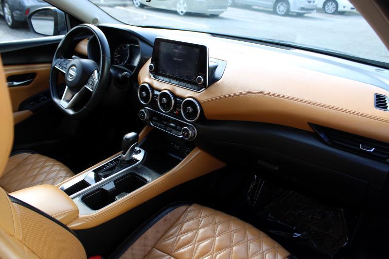 Nissan Sentra SV CVT 2021