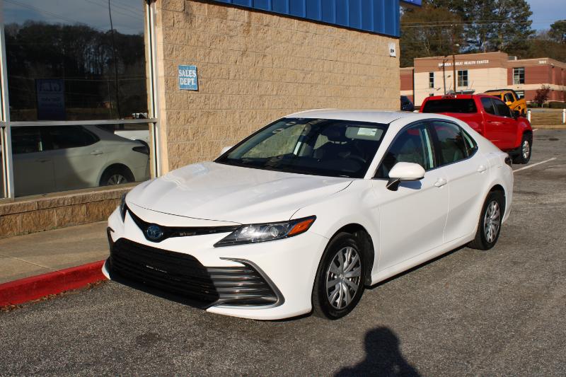 Toyota Camry Hybrid LE CVT (Natl) 2023