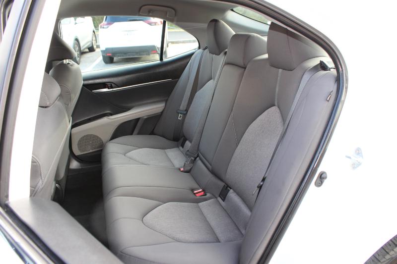 Toyota Camry Hybrid LE CVT (Natl) 2023