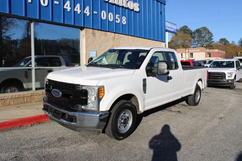 Ford Super Duty F-250 SRW Lariat 2WD SuperCab 8' Box 2017