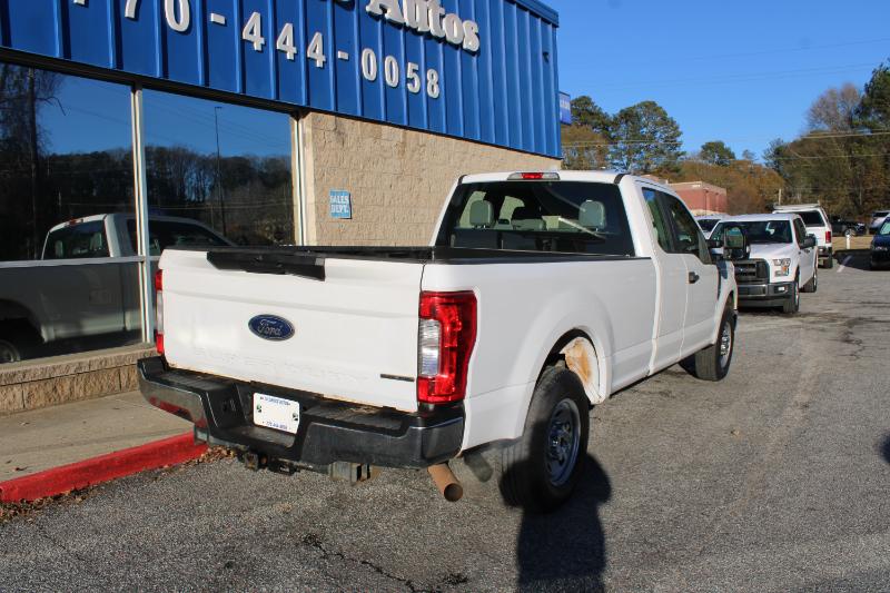 Ford Super Duty F-250 SRW Lariat 2WD SuperCab 8' Box 2017