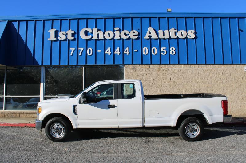 Ford Super Duty F-250 SRW Lariat 2WD SuperCab 8' Box 2017