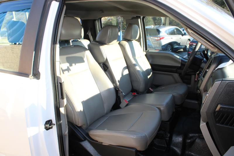 Ford Super Duty F-250 SRW Lariat 2WD SuperCab 8' Box 2017