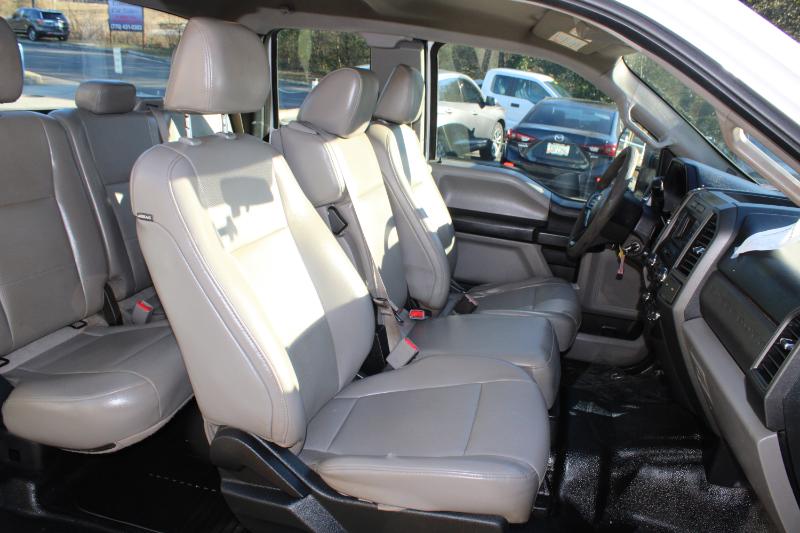 Ford Super Duty F-250 SRW Lariat 2WD SuperCab 8' Box 2017