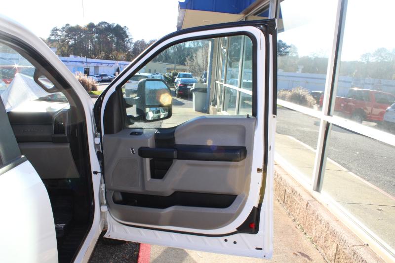 Ford Super Duty F-250 SRW Lariat 2WD SuperCab 8' Box 2017