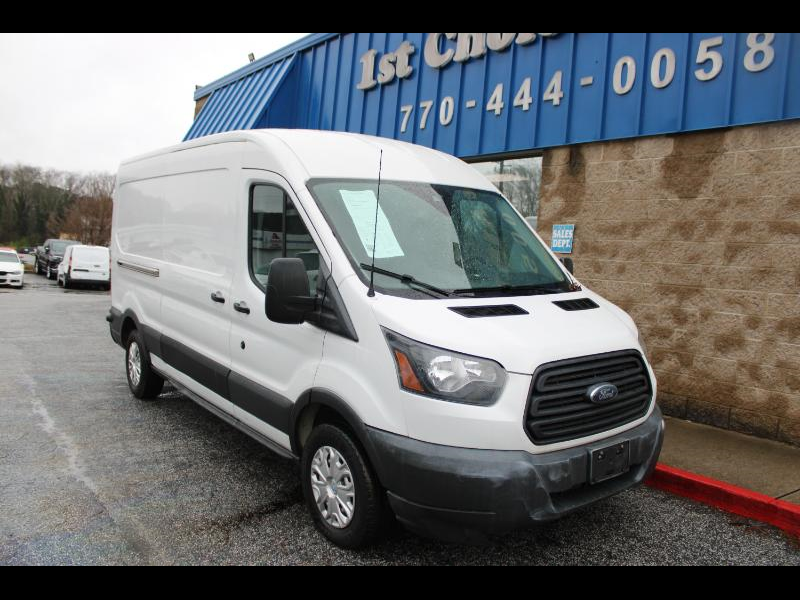 2018 Ford Transit Base's photo
