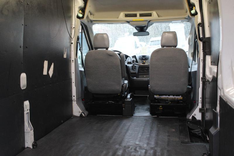 Ford Transit Van T-150 148" Med Rf 8600 GVWR Sliding RH Dr 2018