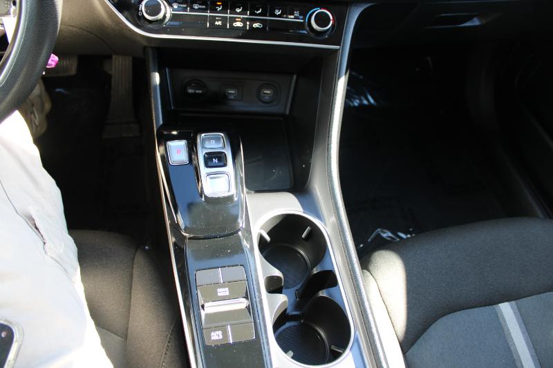 Hyundai Sonata SE 2.5L *Ltd Avail* 2022