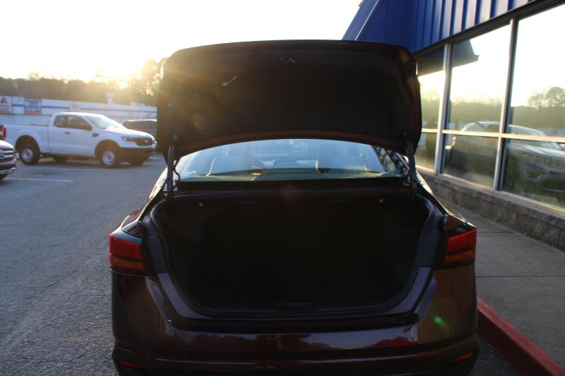 Nissan Altima 2.5 SV Sedan 2023