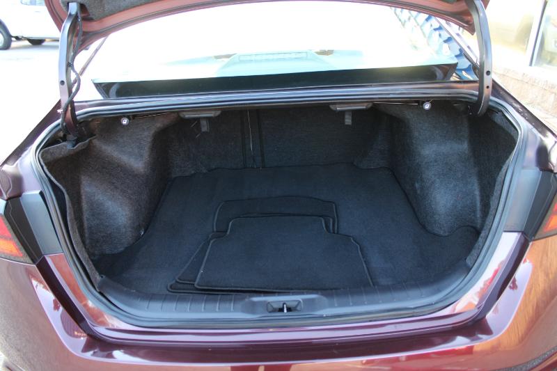 Nissan Altima 2.5 SV Sedan 2023