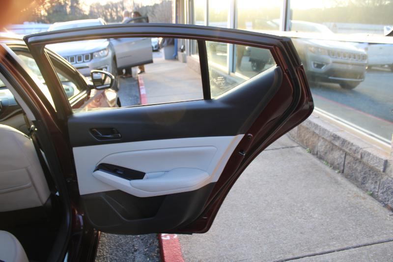 Nissan Altima 2.5 SV Sedan 2023