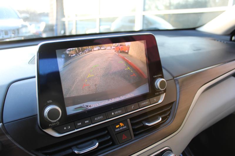 Nissan Altima 2.5 SV Sedan 2023