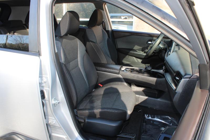 Nissan Rogue AWD SV 2022