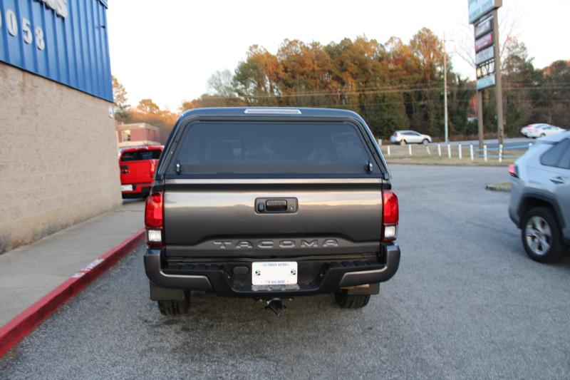 Toyota Tacoma 2WD SR5 Double Cab 5' Bed I4 AT (Natl) 2021