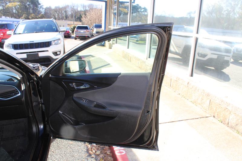 Chevrolet Malibu 4dr Sdn LT 2020